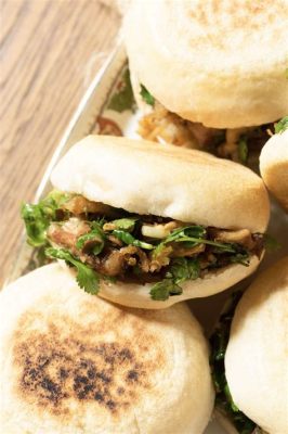   Les Spécialités Intrigantes de Urumqi : Découvrez le Rou Jia Mo, un Sandwich à la Tradition Millénaire !