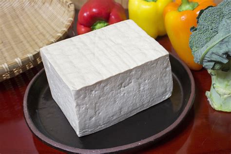  Le Tofu Putrefact Qui Dévoile un Goût Sublimé par une Texture Soyeuse !